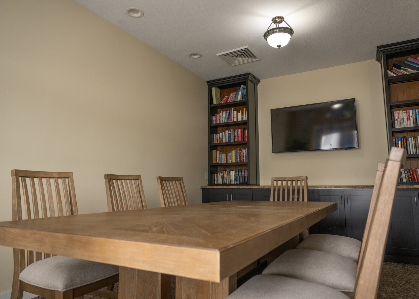 Activity room at Pheasant View Assisted Living